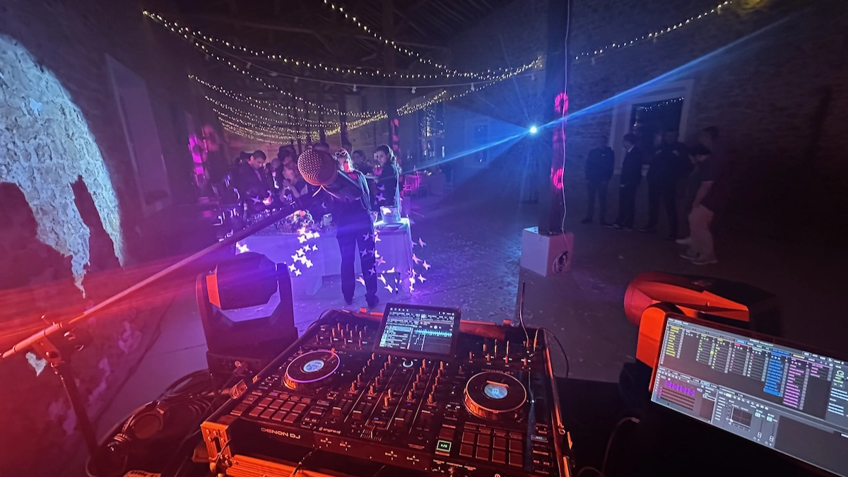 Ouverture de bal et ambiance festive par DJ à La Grange Lecomte, Ardennes