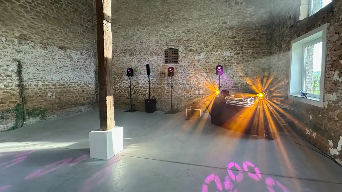 installation lumière DJ mariage Ardennes Grange Lecomte
