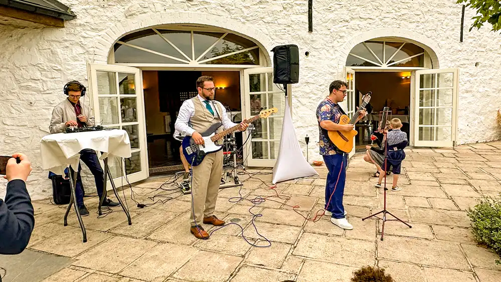 Animation soirée dansante mariage Ardennes avec Coyote Event