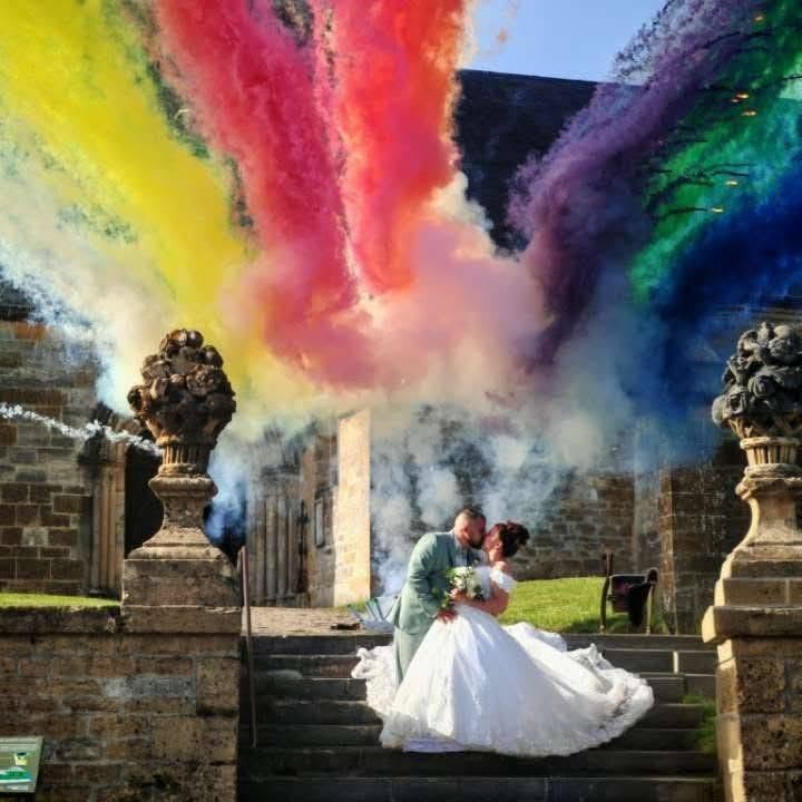 feux artifices colorés mariage feux artifices colorés de jour mariage Ardennes