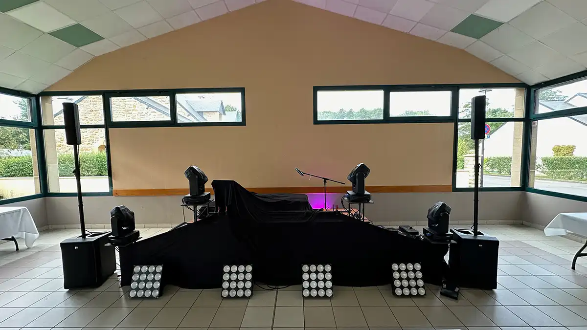 salle reception cliropn 08 dj mariage coyote event Éclairage de salle pour mariage dans les Ardennes